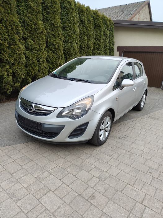 Opel Corsa D 1.2 benzyna 2014 r.