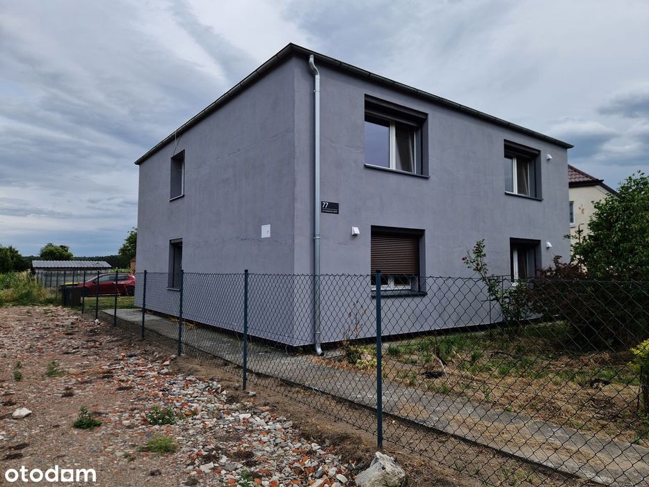 Dom wolnostojący dla 1 lub 2 rodzin dobra lokalizacja