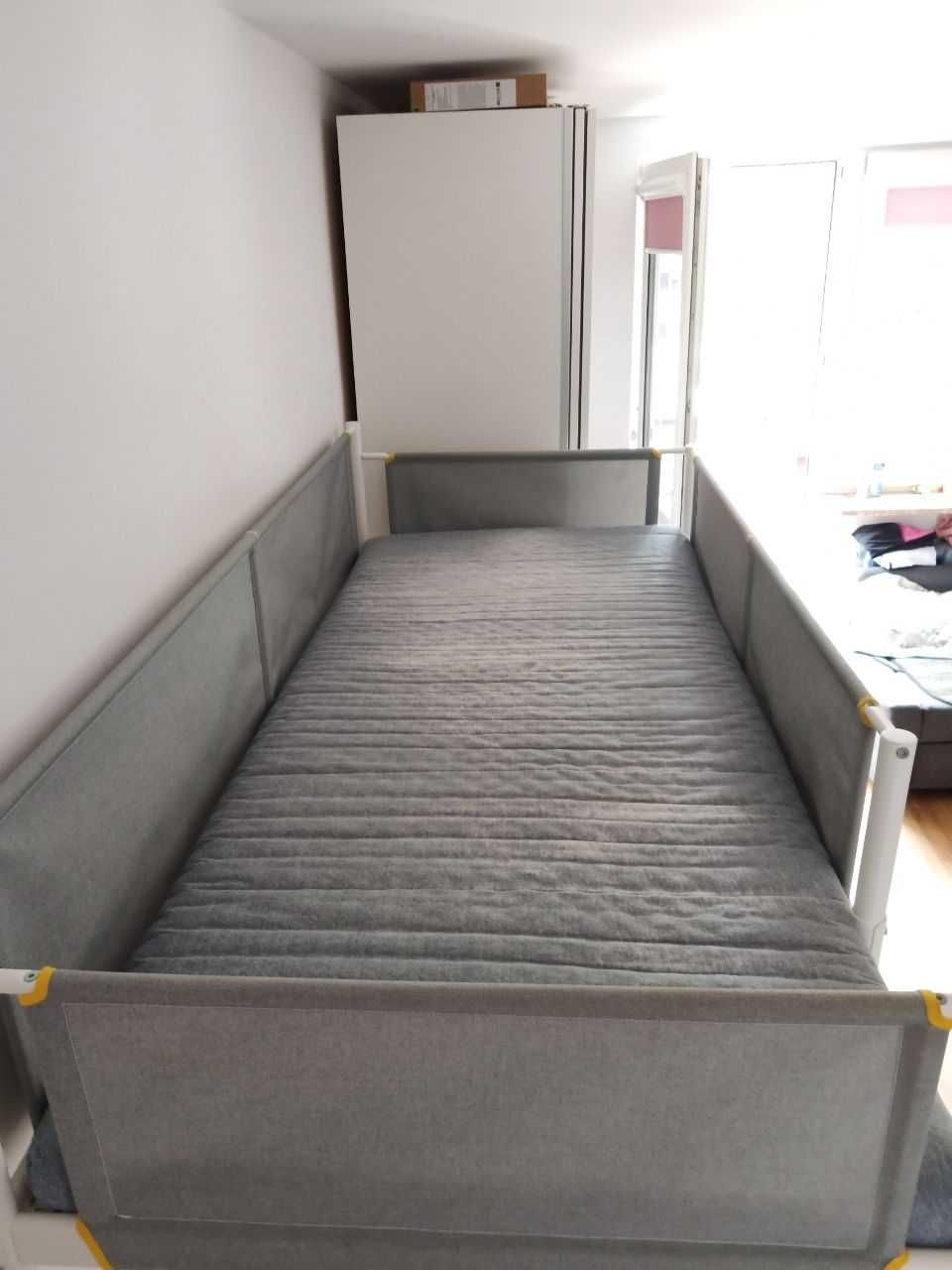 Łóżko piętrowe,z materacami.  95х206 sm. IKEA. Vitval