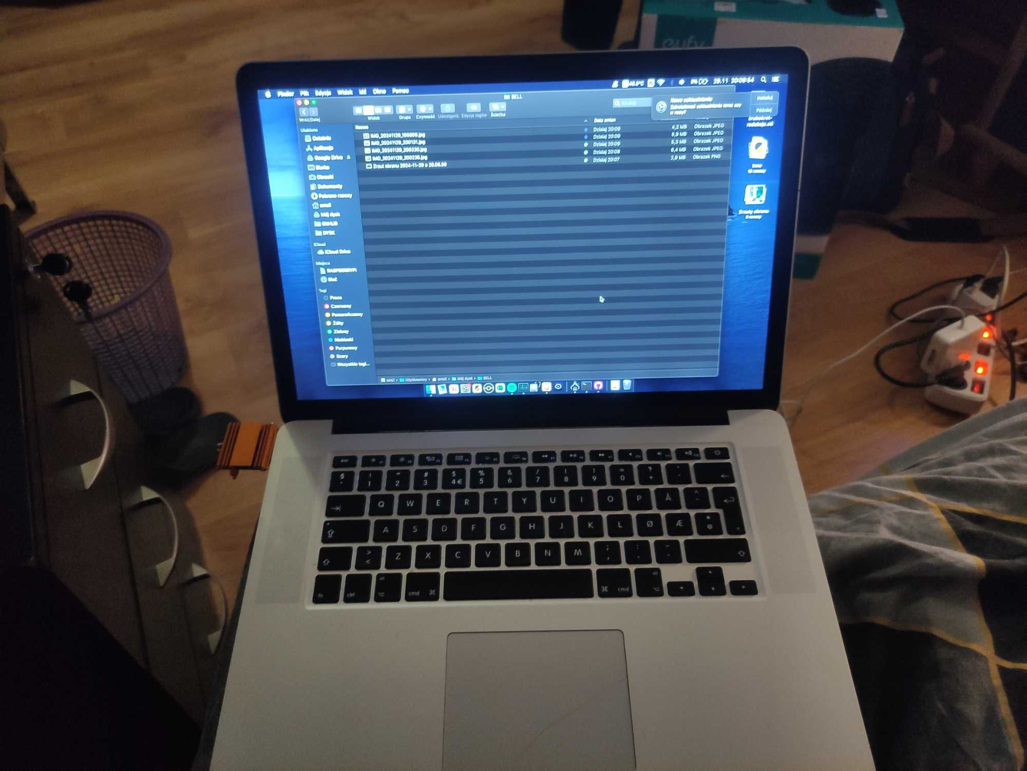 komputer notebook Macbook PRO A1398