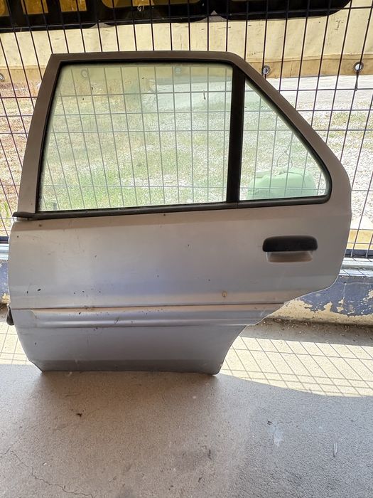 Vendo duas portas vitroen Saxo