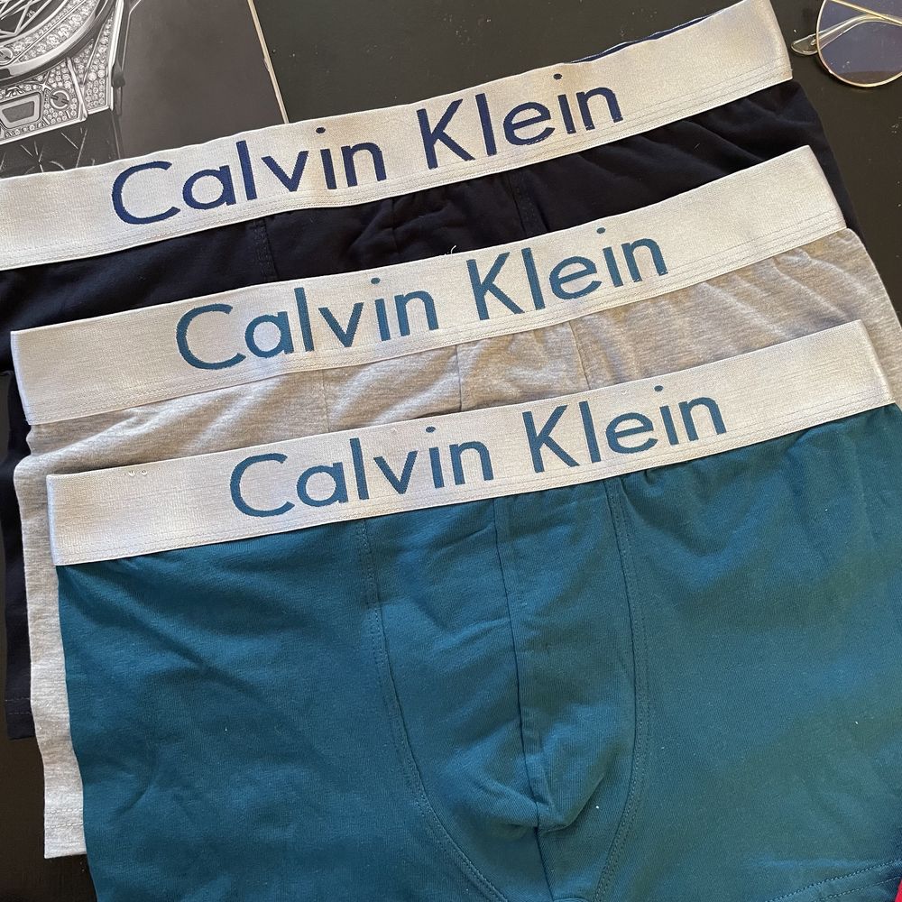 Труси Calvin Klein