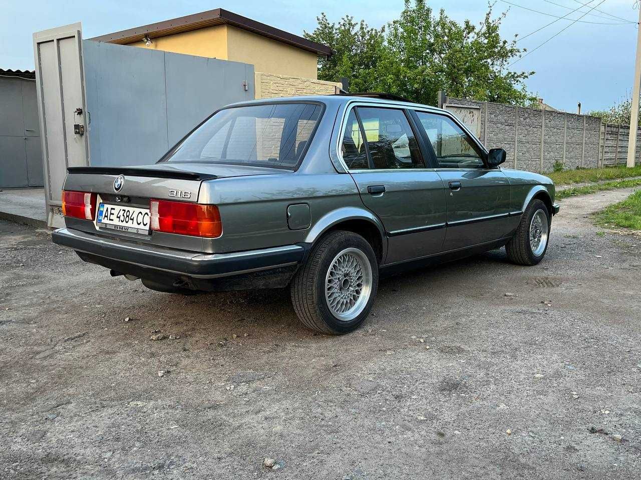 BMW e30 1986 бмв е30