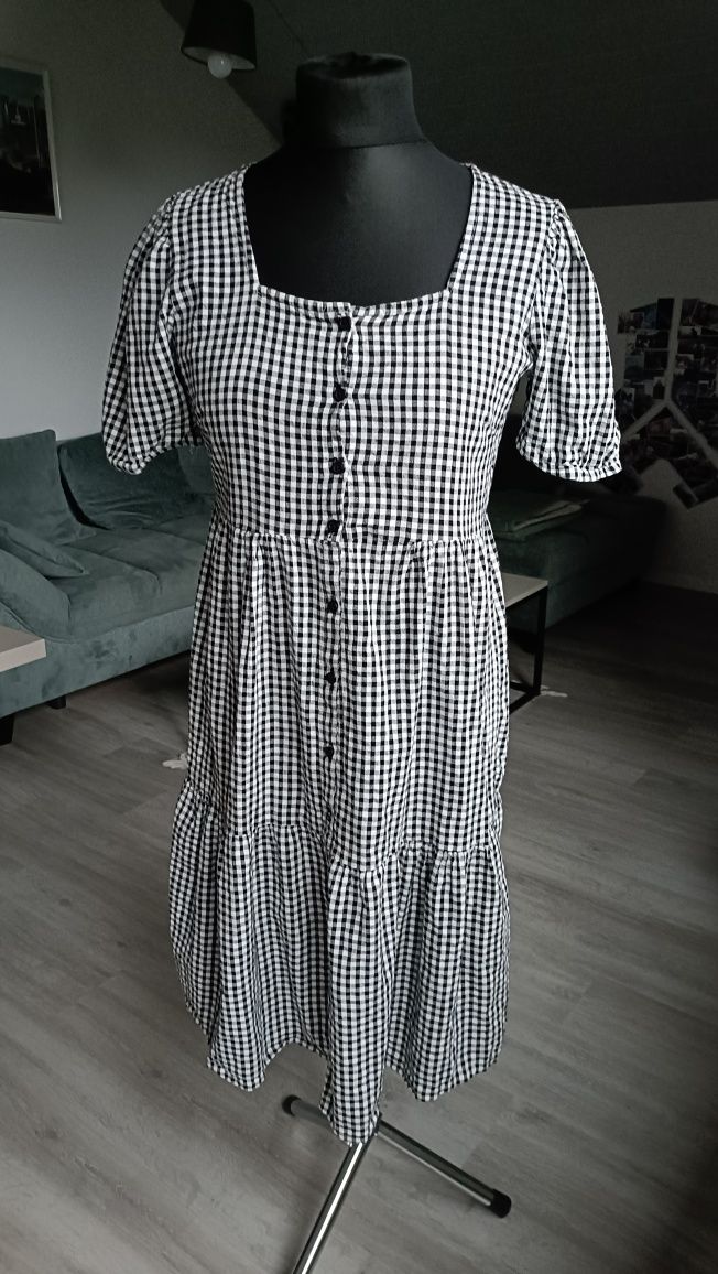 Sukienka w kratkę S M 36 38 modne rękawy bufki trapezowa
