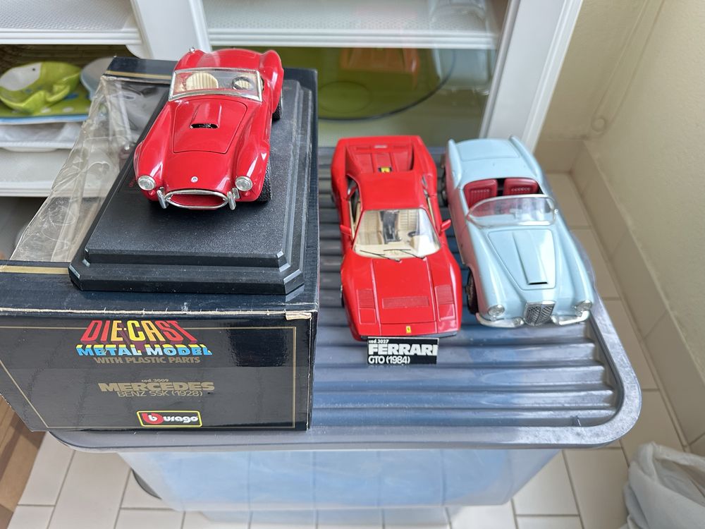 Carros miniatua - collection Borrago escala 1:18