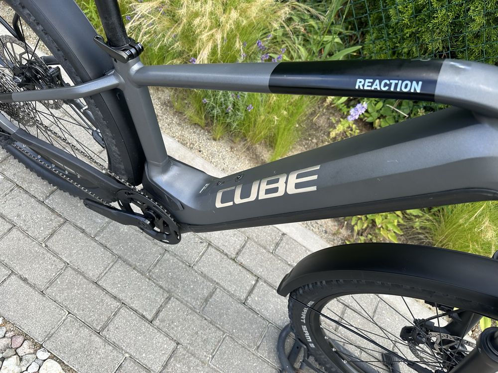 Sprzedam rower elektryczny MTB Cube Smart Bosch