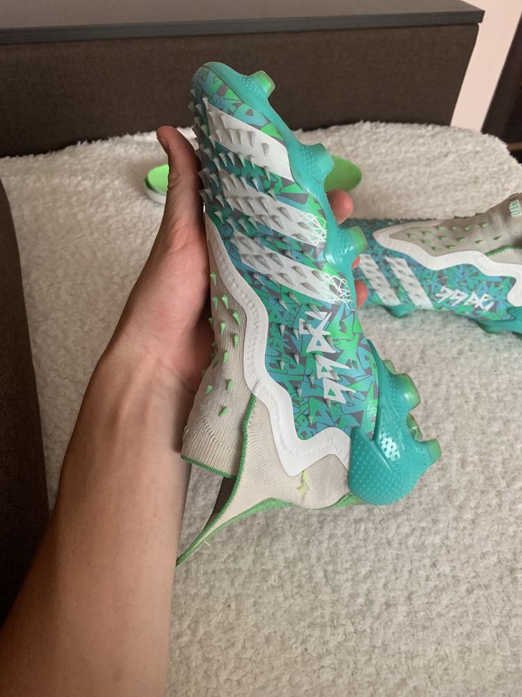 Копочки adidas predator