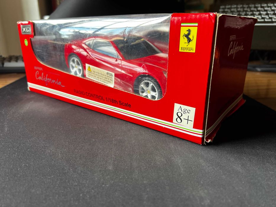 Ferrari California 1/18 Escala Telecomandado