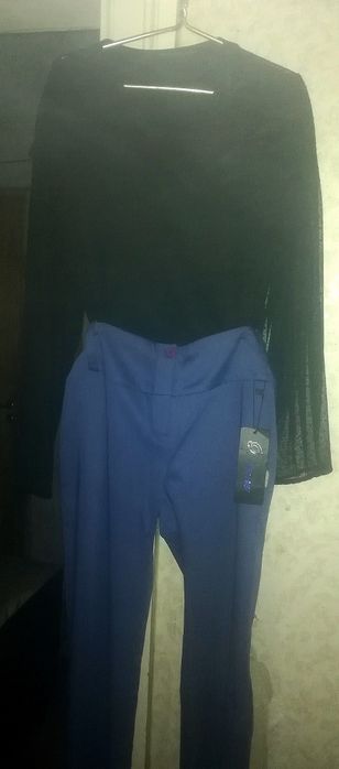 Віддам красиві жіночі речі 44 розміру