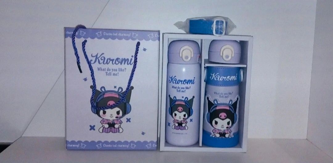 Nowy Kuromi termos z etui + smyczka