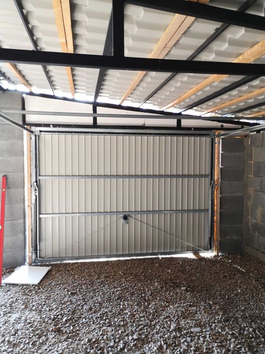 Brama garażowa uchylna 3000x2100 antracyt brąz czarna uchył