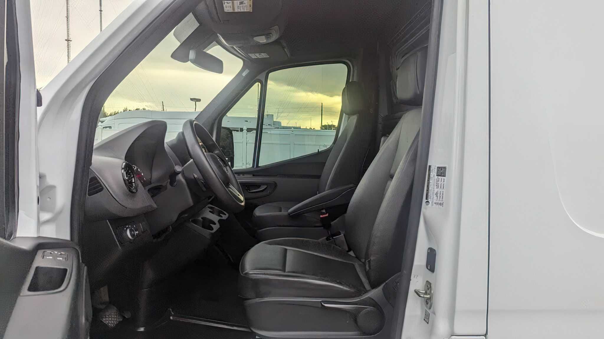 Mercedes-Benz Sprinter 2022
