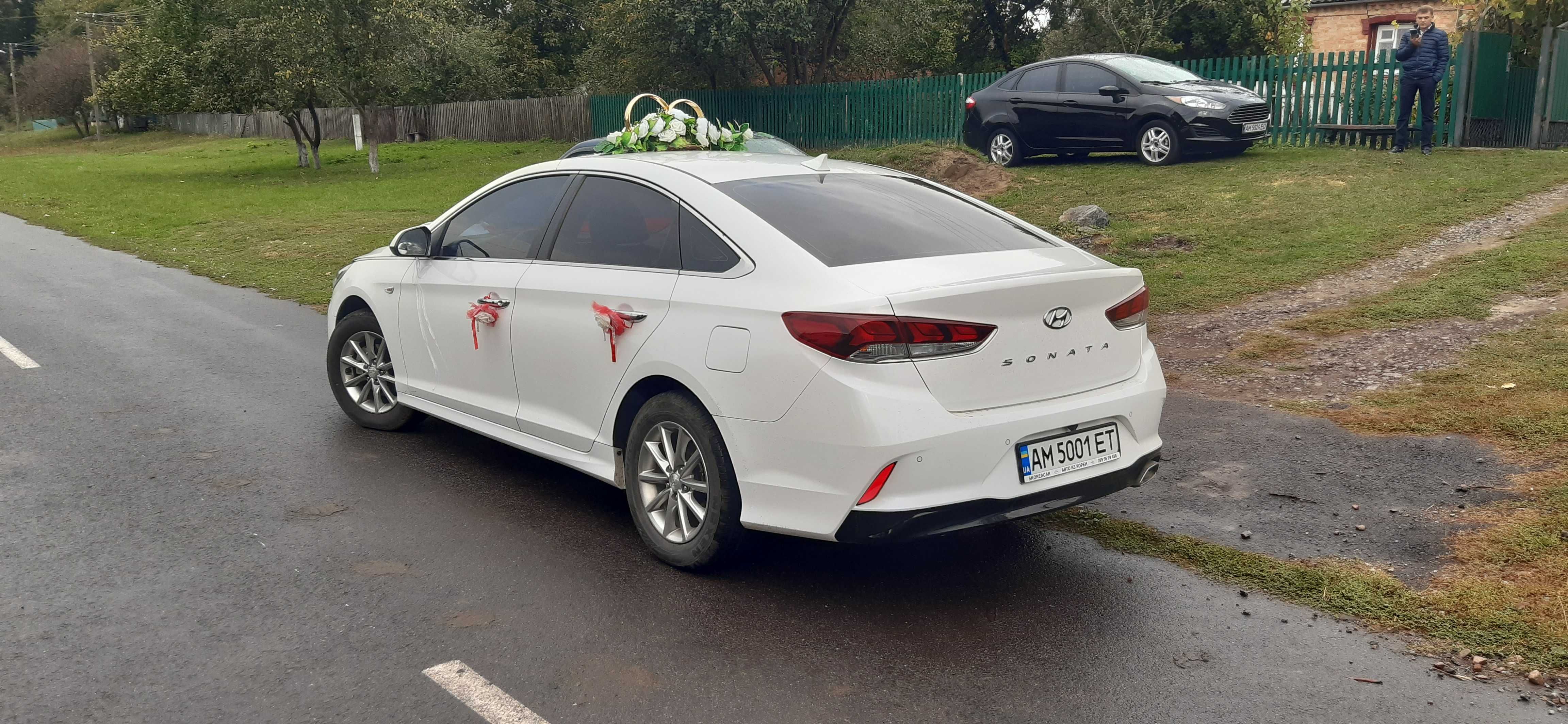 Оренда авто з водієм на весілля