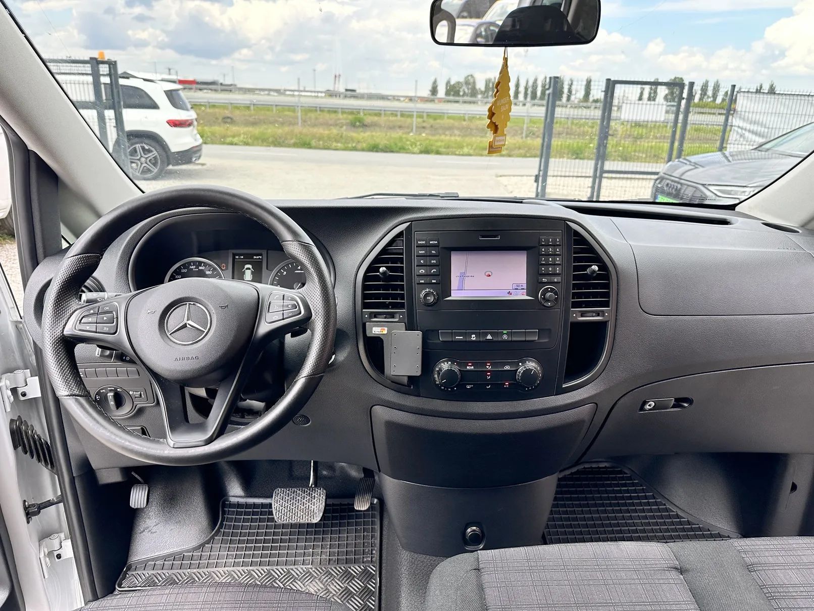 Mercedes-Benz Vito VITO 2.0 D 136 KM ! 9 Osobowy !! 2019r ! Warszawa