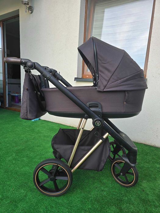 SPRZEDAM wózek Roan Ivi 2w1