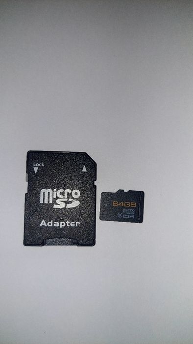 Карта памяти 64 гб + адаптер