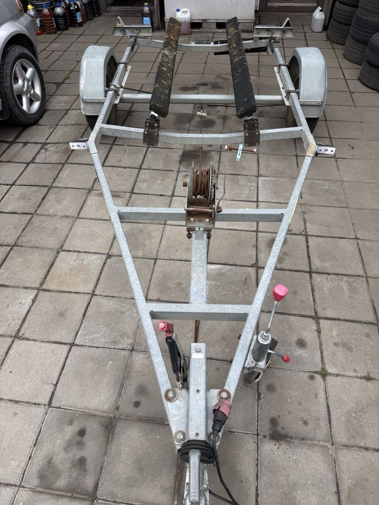 Прицеп під лодку , гідроцикл