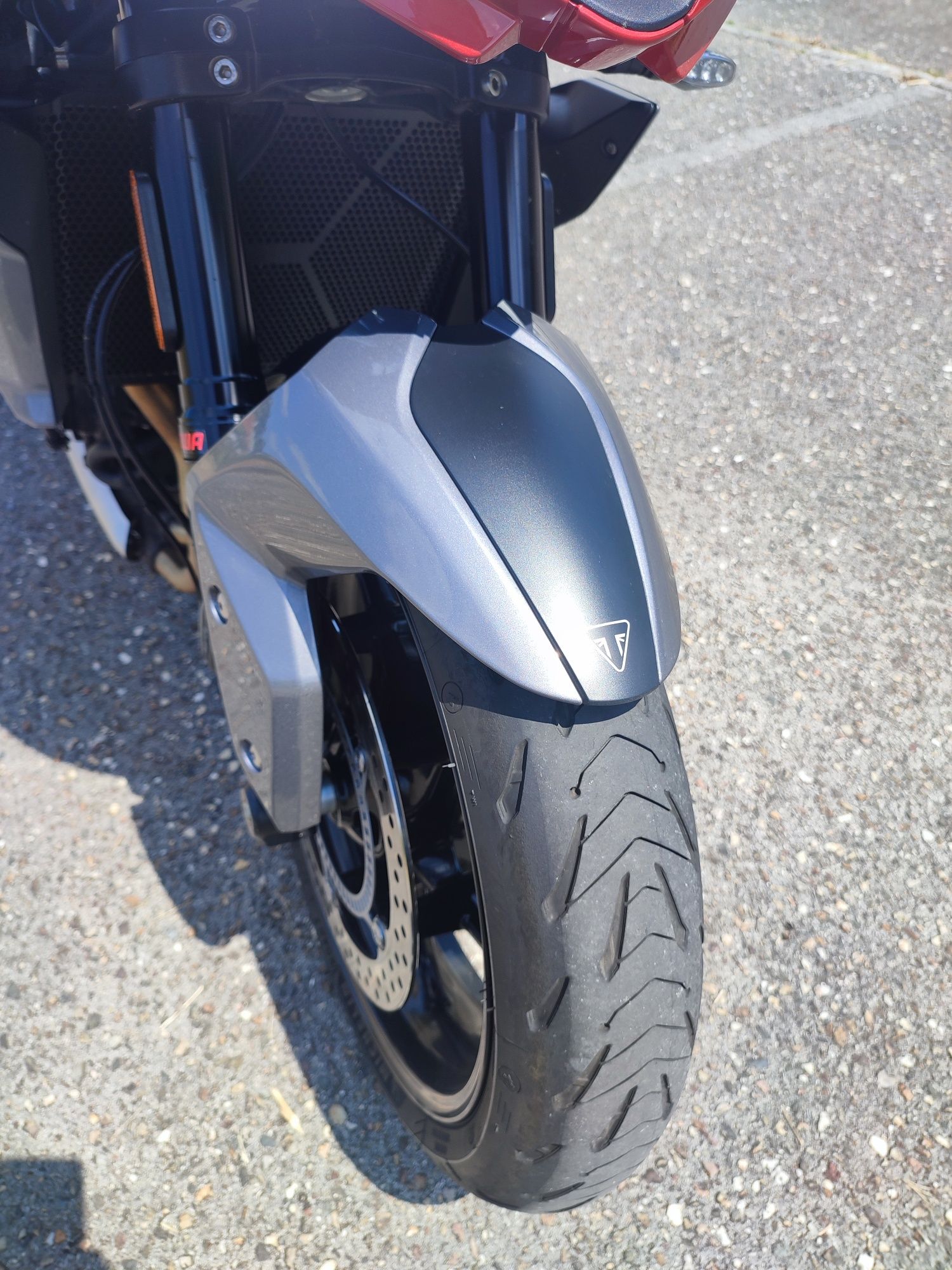 Triumph tiger sport 660 - como nova!