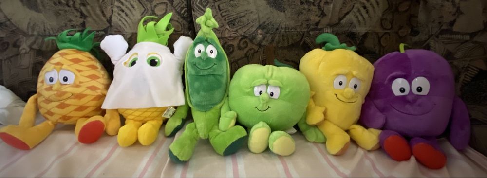 плюшеві іграшки овочі та фрукти