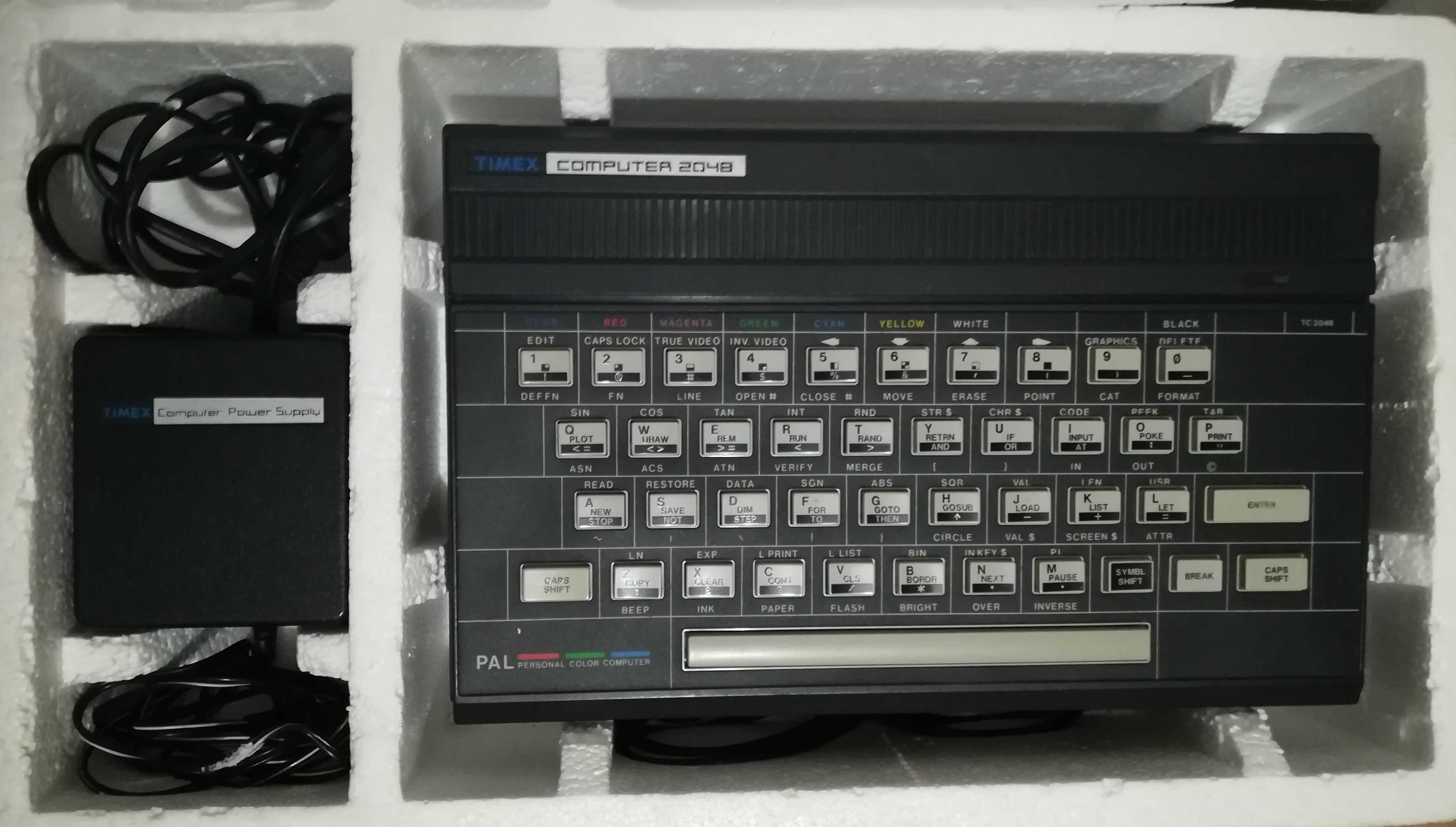 Timex Computer 2048 (tipo Spectrum)– antigo vintage