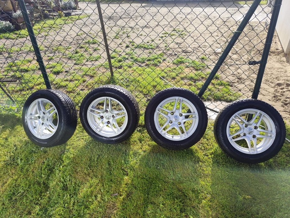 Sprzedam alufelgi wraz z oponami