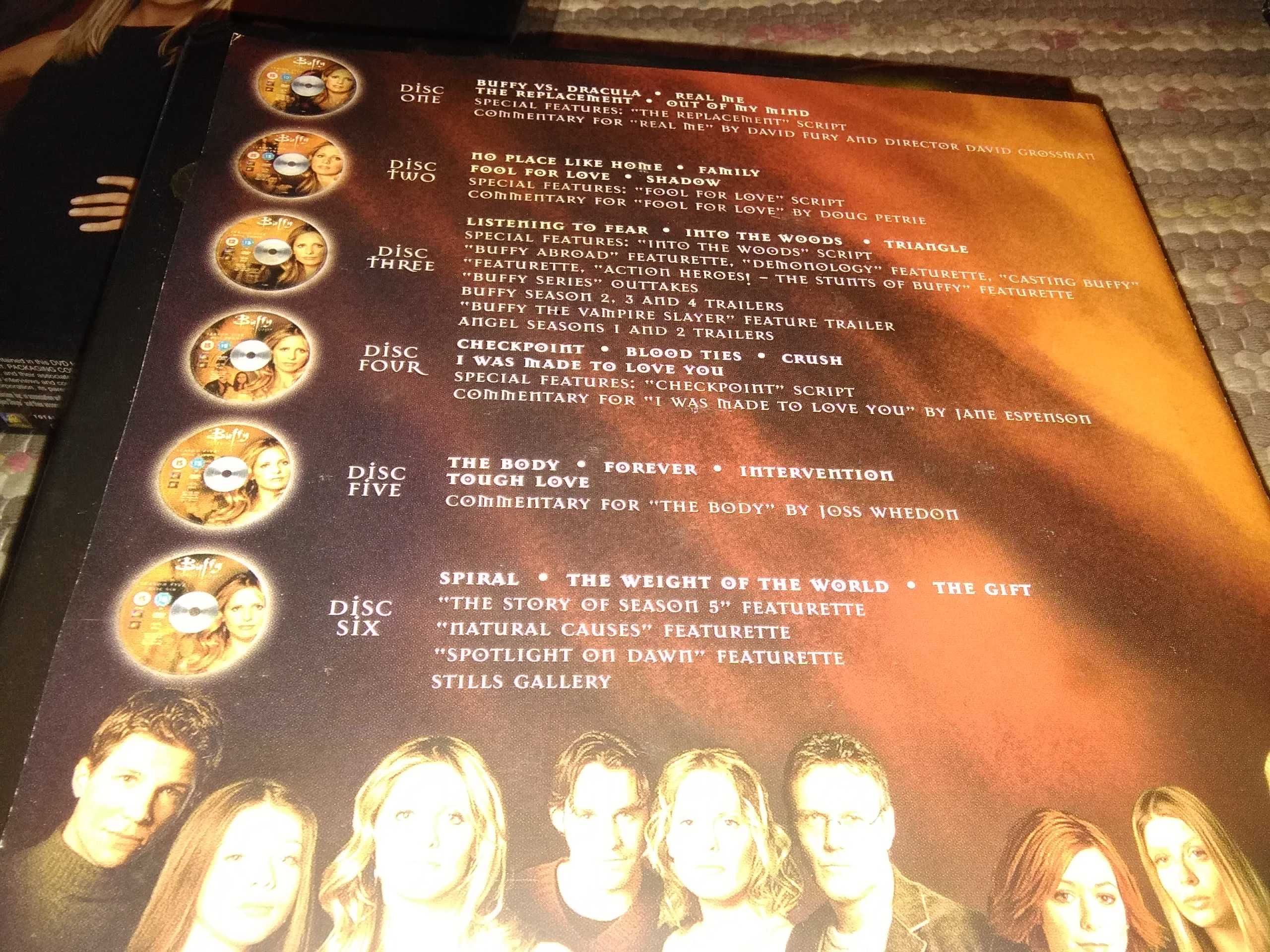 Buffy the vampire slayer 5 season completas em Dvd