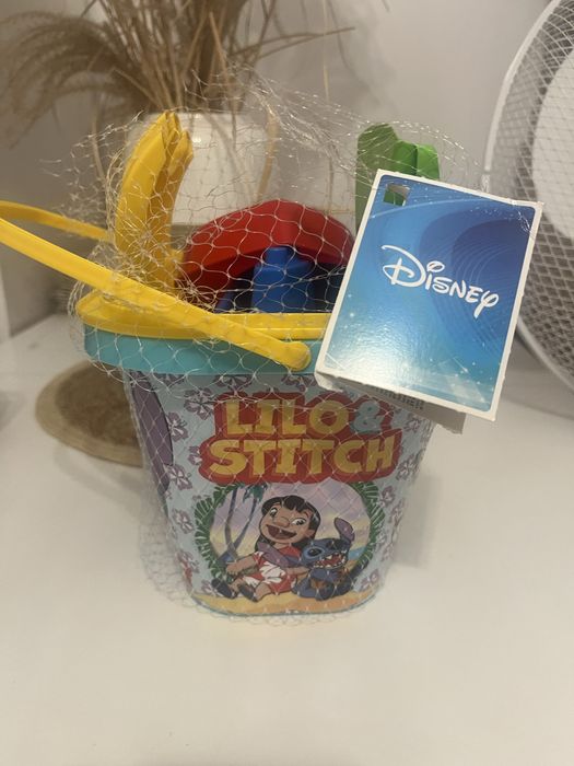 Wiaderko do piasku łopatka grabki foremki Disney Stich Nowe
