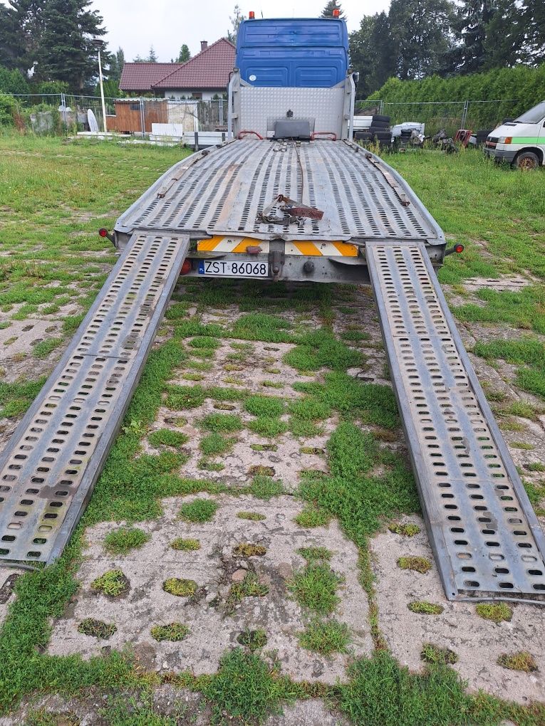 Atego 923 Autolaweta  Laweta 8600kg Pomoc Dogowa Najazd 7.4m Specjalny