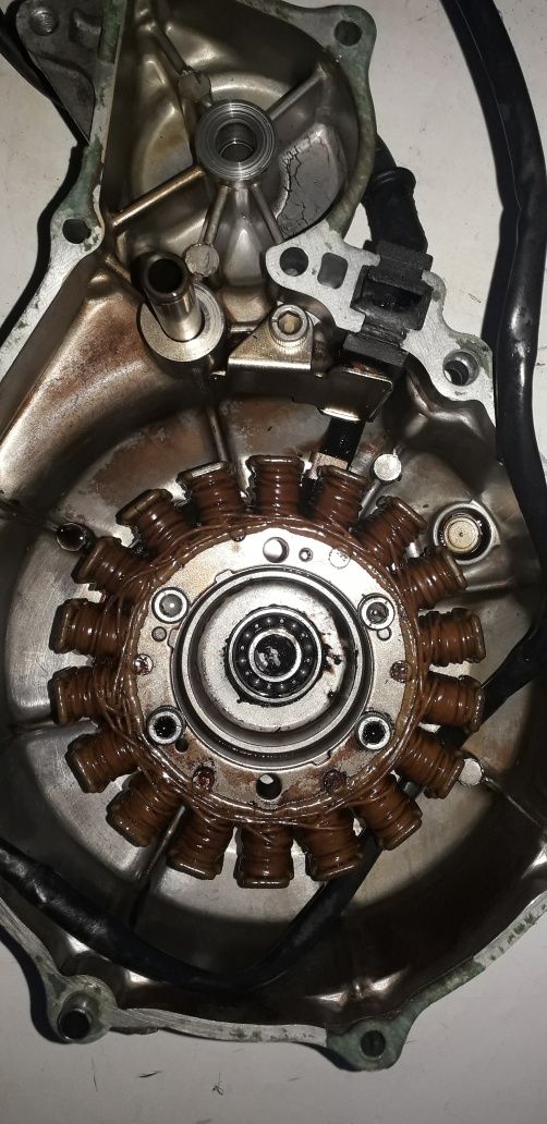 Honda transalp PD06 iskrownik alternator