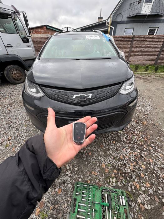 Виготовлення всіх видів автоключів «ВАШ КЛЮЧ»