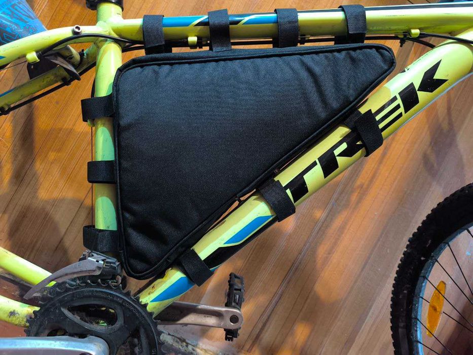 Велосумка для акумулятора аккумулятора сумка велосипедная под аккум