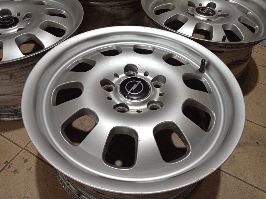 Диски 16" Рено Трафік Опель Віваро. 5*118.