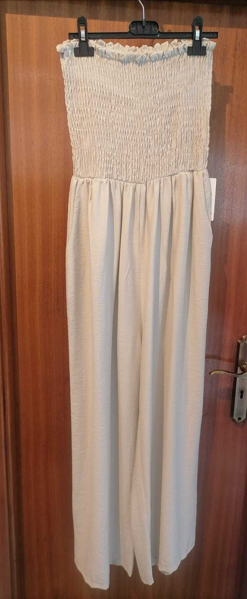 Macacão cai cai, perna larga