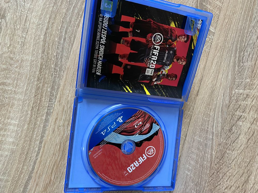 Гра на PS 4 FIFA 20