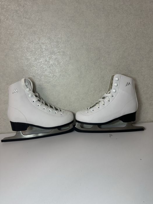 Коньки 33 розмір