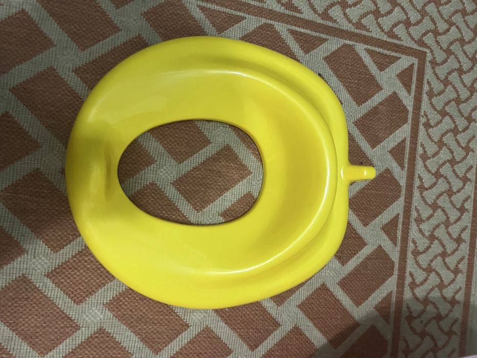 Продам детское сиденье для унитаза