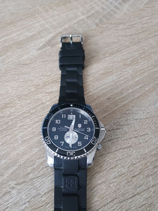 Zegarek Victorinox Swiss Army Dual Time