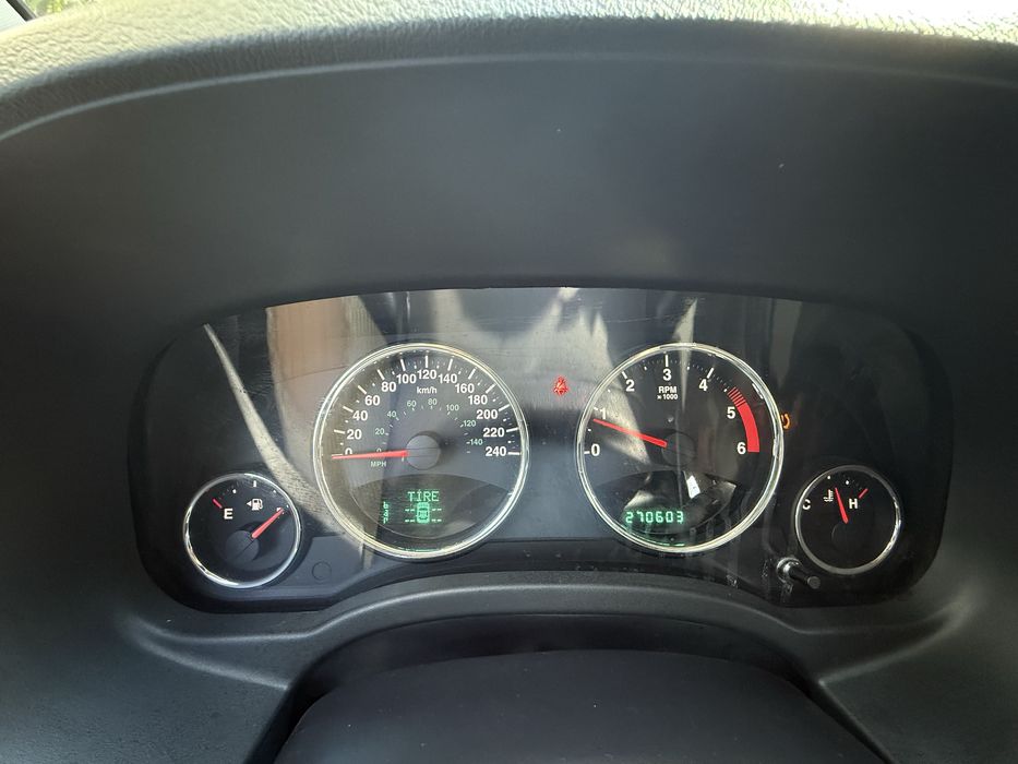 Jeep Compass 2.2 CRD рідка комплектація