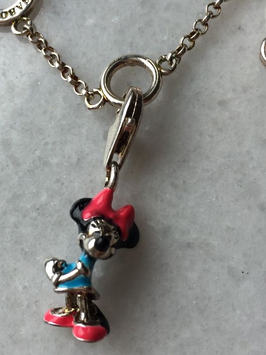 Серебряный браслет с шармамиTHOMAS SABO с шармами