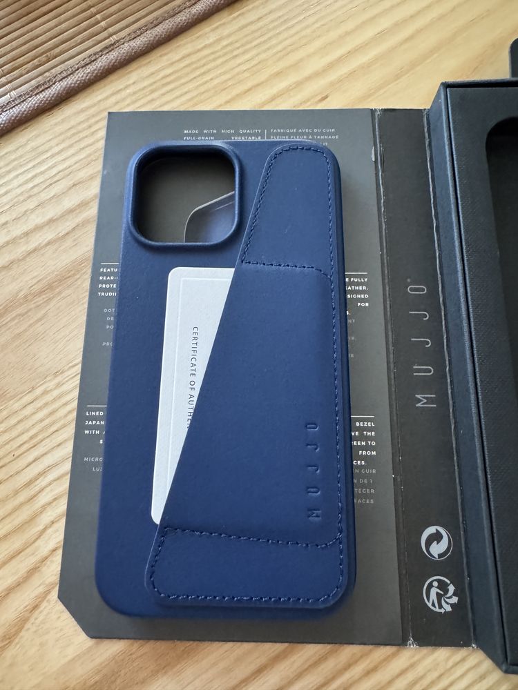 Кожаный чехол на iphone 13 pro max
