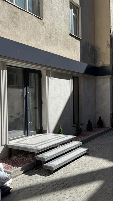 Оренда приміщення на Лесі Українки