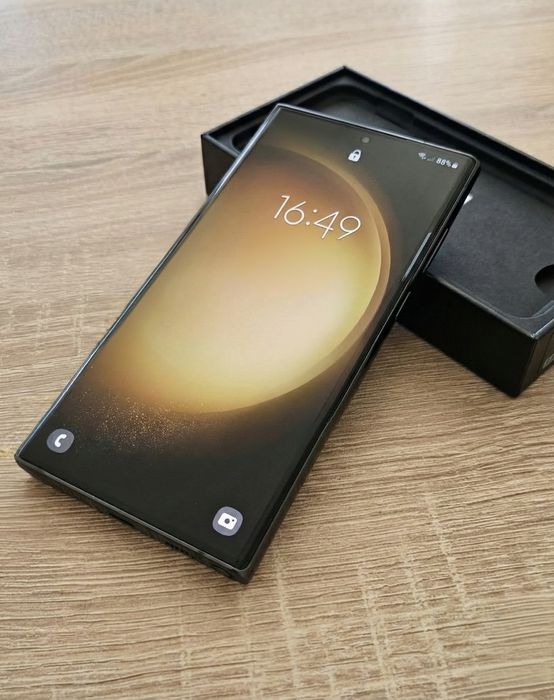 Samsung S23 Ultra - 8+8/256, 6.8", Snaр 8 gen 2, 2 sim + eSim, Глобал.