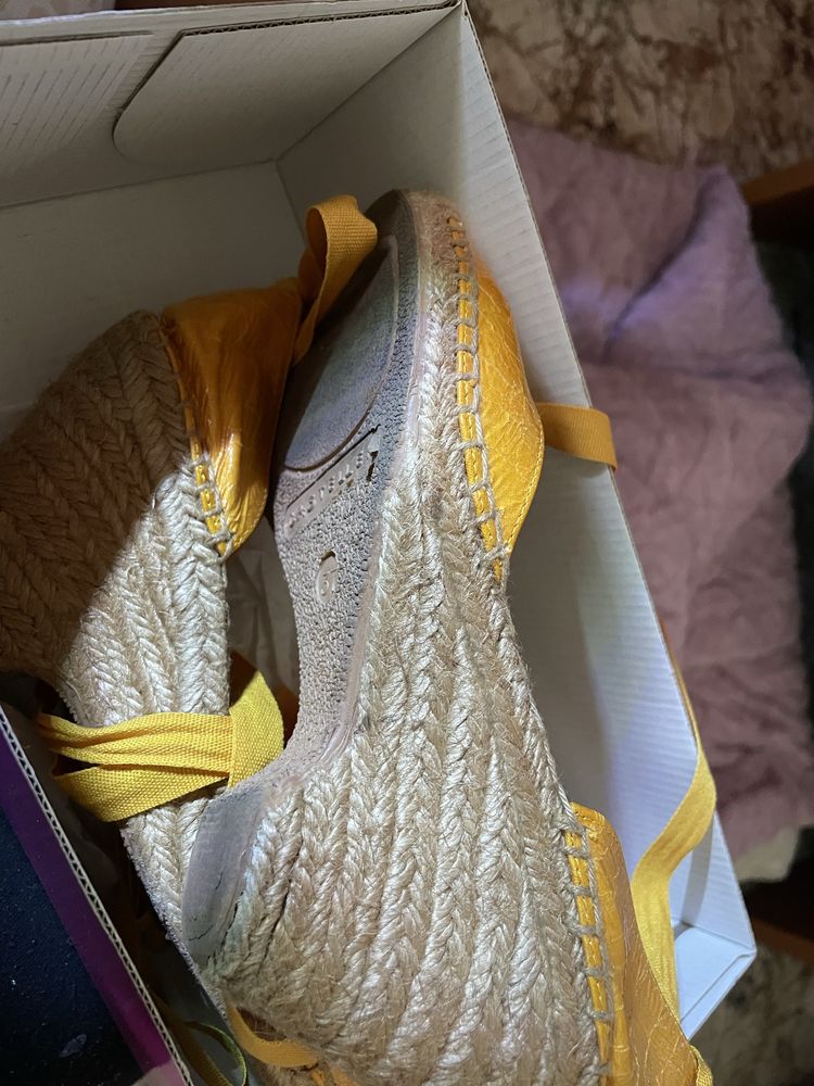 Vendo sandalias