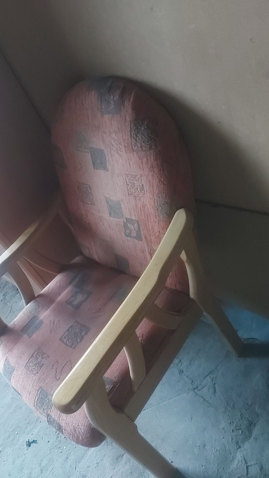 Krzesła ( 4 szt )