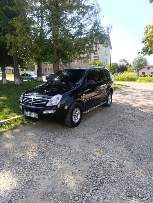 SsangYong 2.7 dizel мкпп 4х4