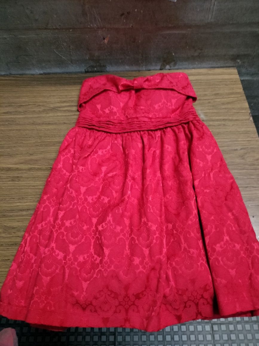 Vestido vermelho novo