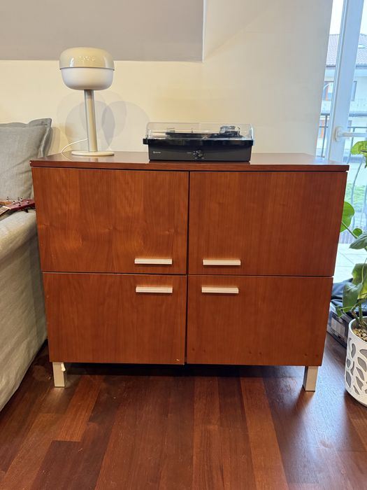 Łóżko i meble do sypialni