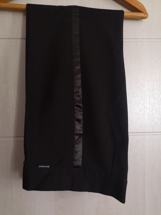 Одяг для спортивних бальних танців