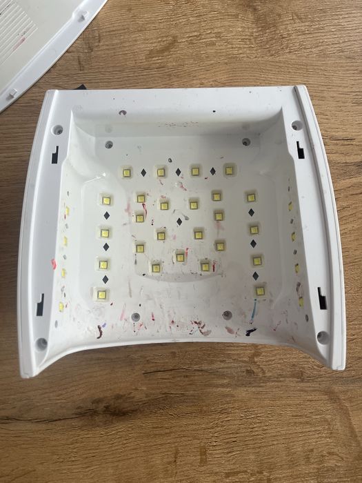 Lampa z akmulatorem