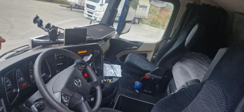 Mercedes Actros 450 Mega zestaw naczepa